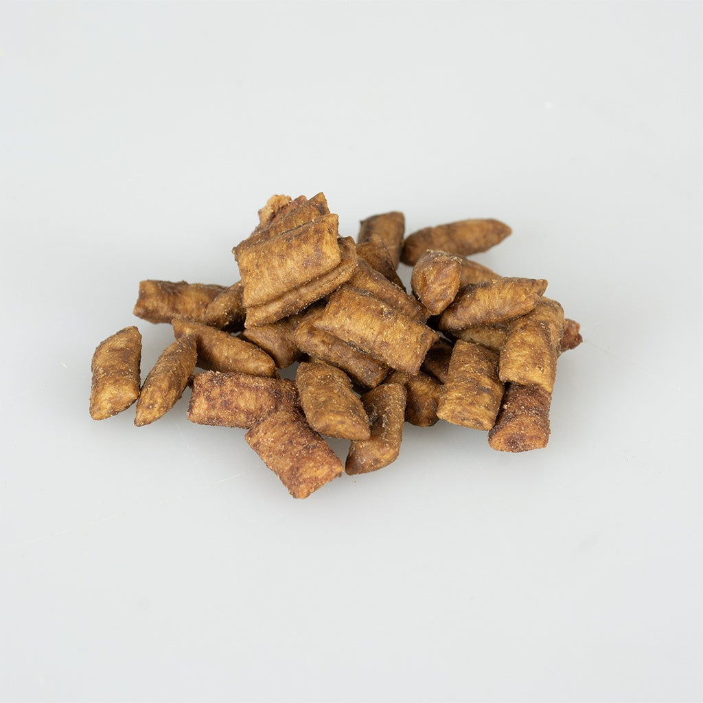 Duvo+ Crunchy Chicken Puffs for Cats 50g | Crunchy Snack with Soft Chicken Filling